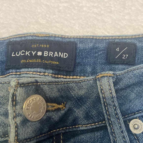 LUCKY BRAND Size 4/27 Bermuda Blue Jean Shorts - Picture 2 of 11